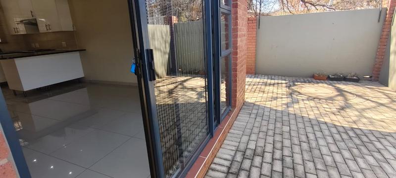 To Let 2 Bedroom Property for Rent in Die Bult North West